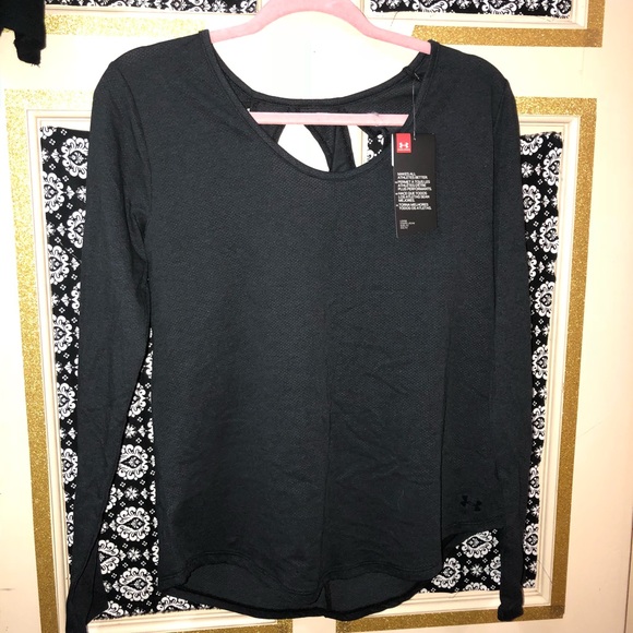 Under Armour Tops - 🆕 NWT under armour • athletic long sleeved shirt